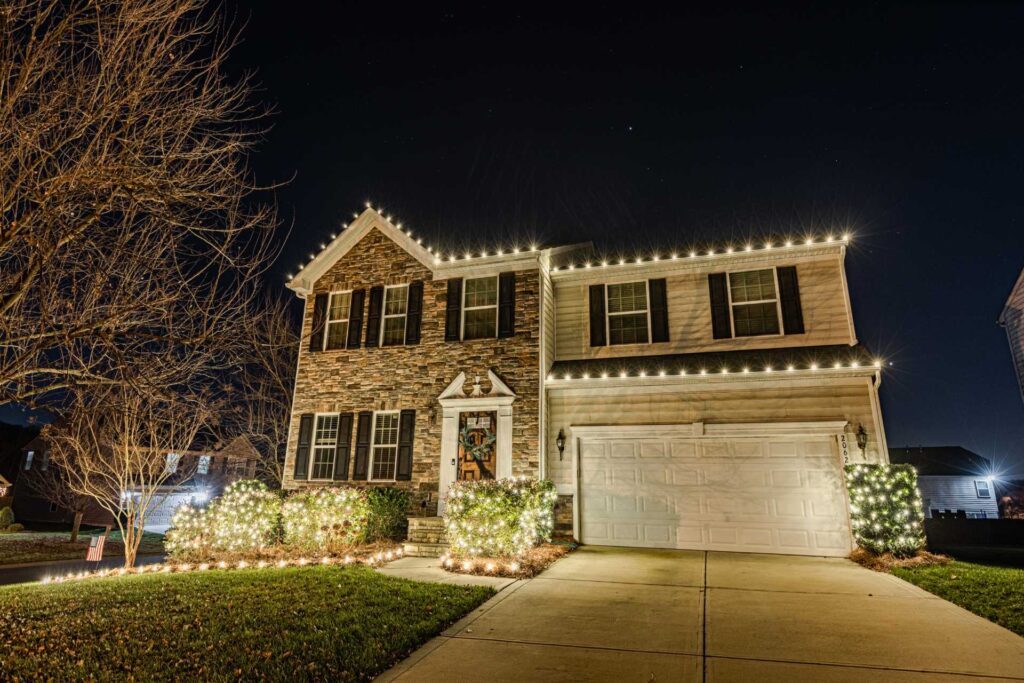 Lake Lanier Christmas lighting project image 4